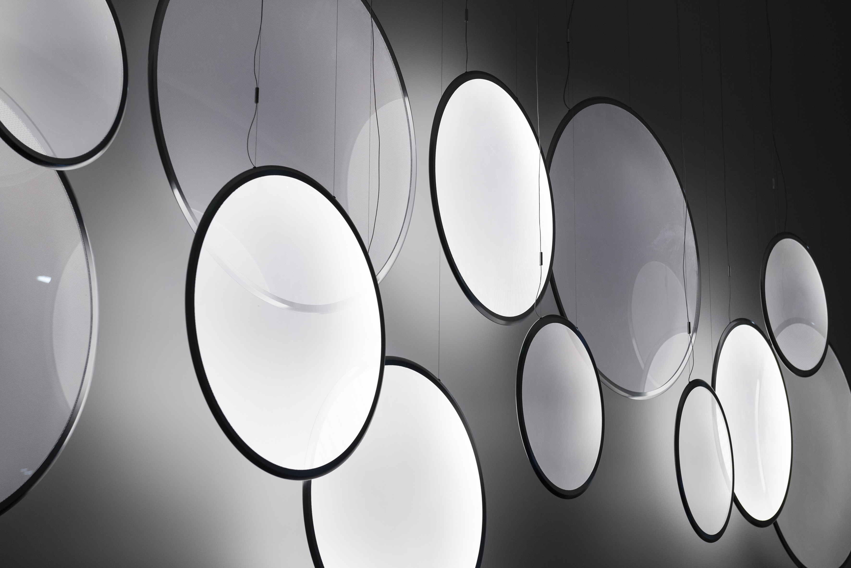 Artemide Discovery Vertical